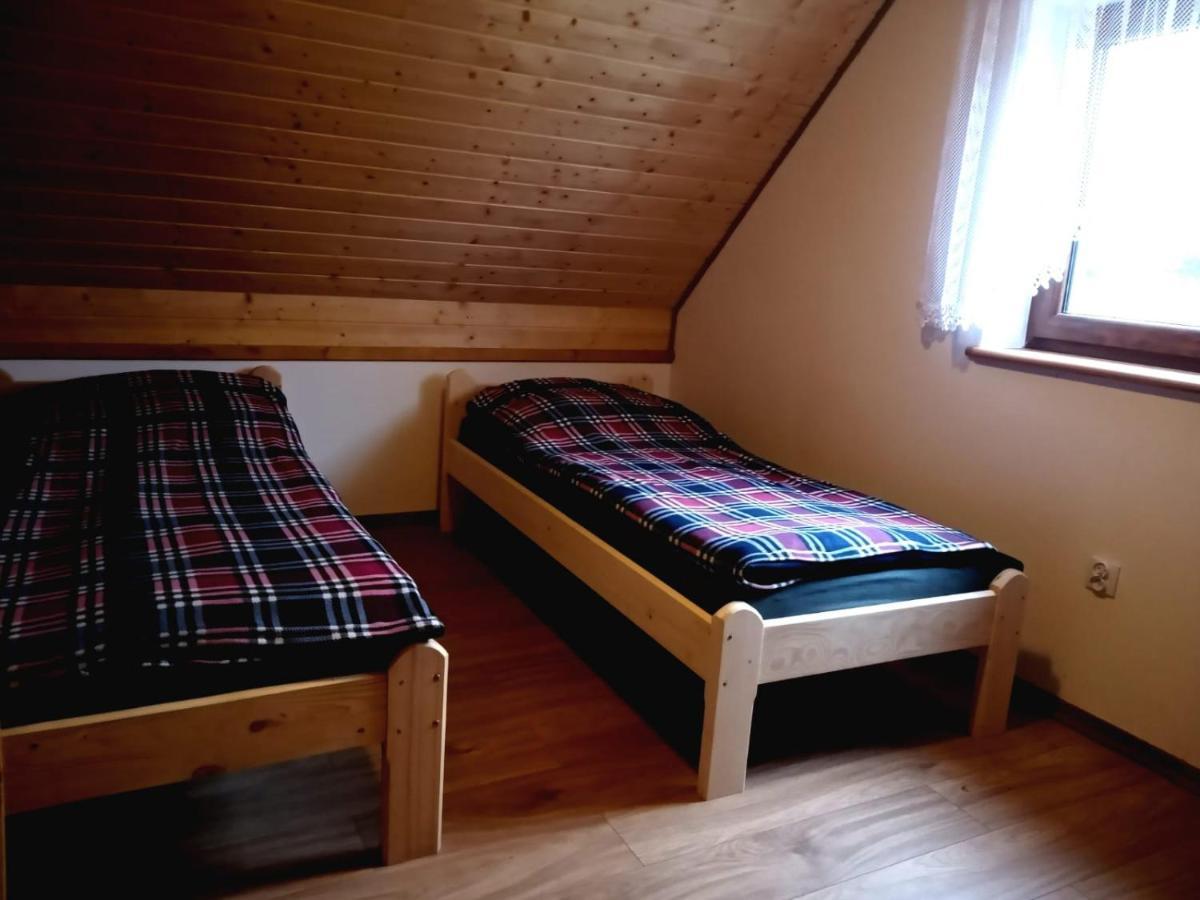 Domki W Bieszczadzkiej Dolinie Ustrzyki Dolne Ngoại thất bức ảnh